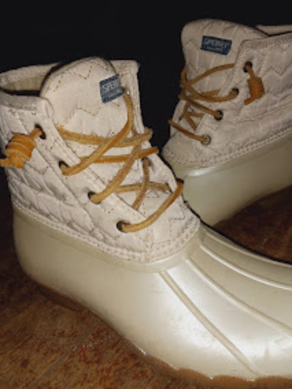 big girls size 4 quilted Sperry duck boots
